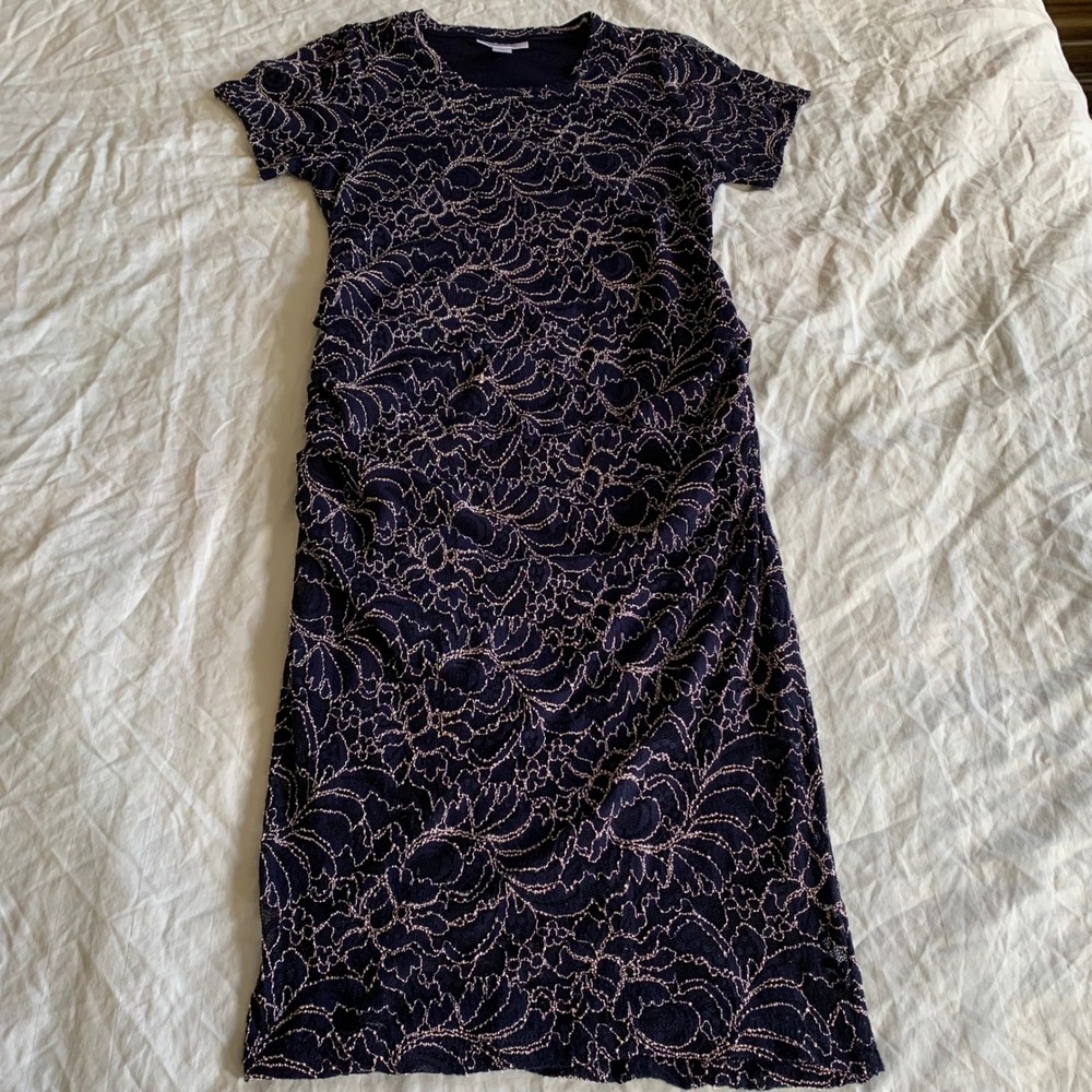 Motherhood Maternity M Dress Navy Ivory Floral Lace Ruched Short Sleeve Midi